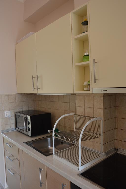 Akis Apartments Paleokasztríca Kültér fotó